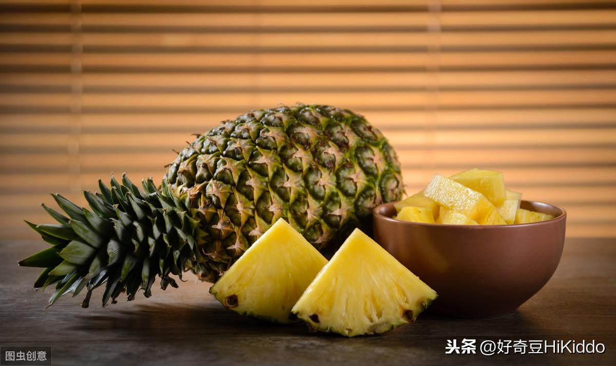 苹果和菠萝有什么区别？菠萝的英文为什么叫pineapple